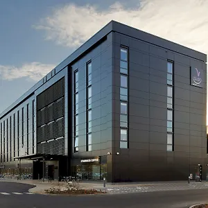 4* فندق فيليدج