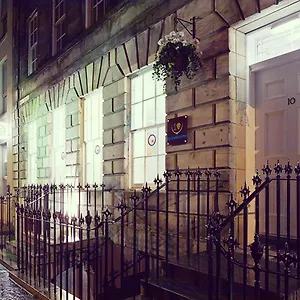 4* Отель Hill Place