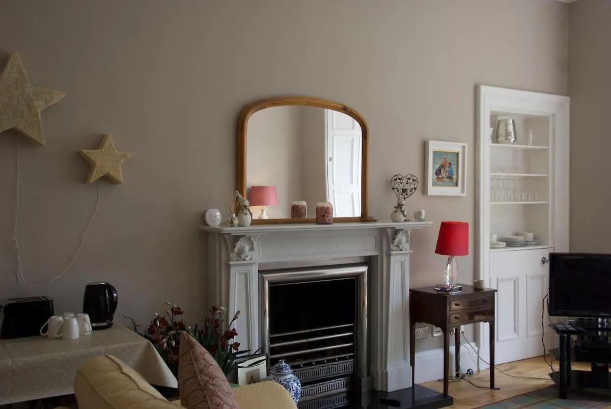 Victorian Apartment With Car Parking In Driveway, Murrayfield Edinburgh Velká Británie